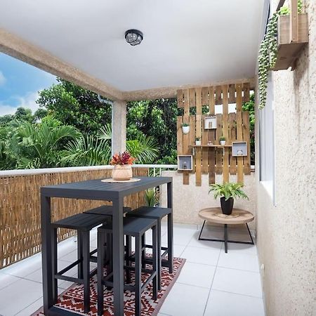 Appartamento Le Logis Du Passant Riviere Saint-Louis Esterno foto